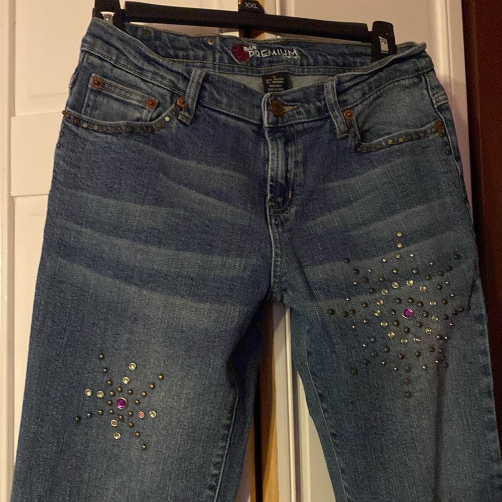 90’s Super cute embellished jeans